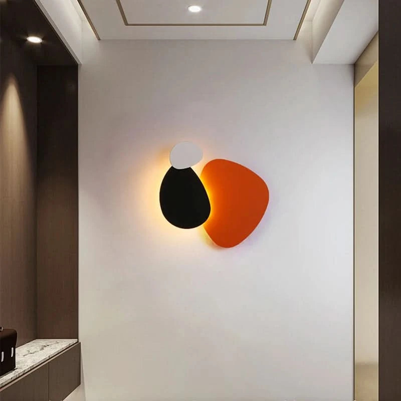 Modern Wall  Light - Loeske