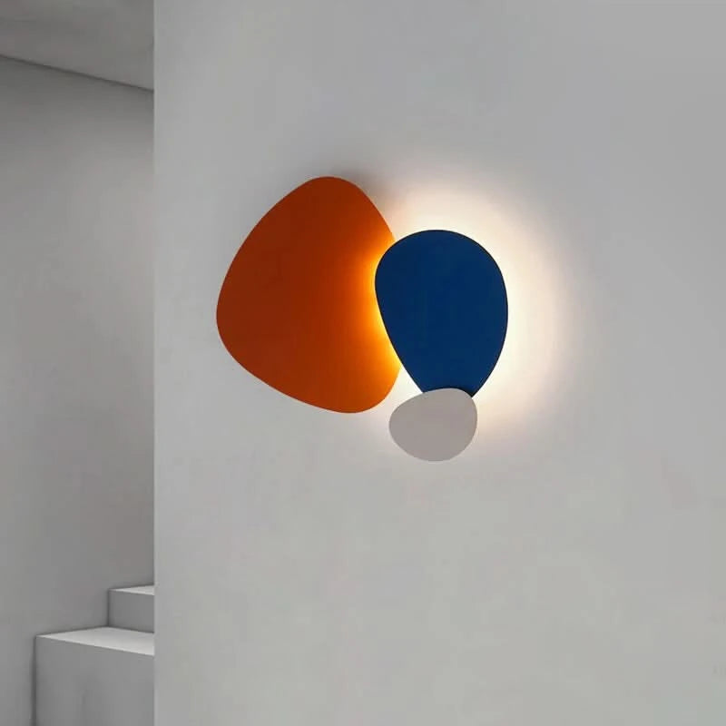 Modern Wall  Light - Loeske