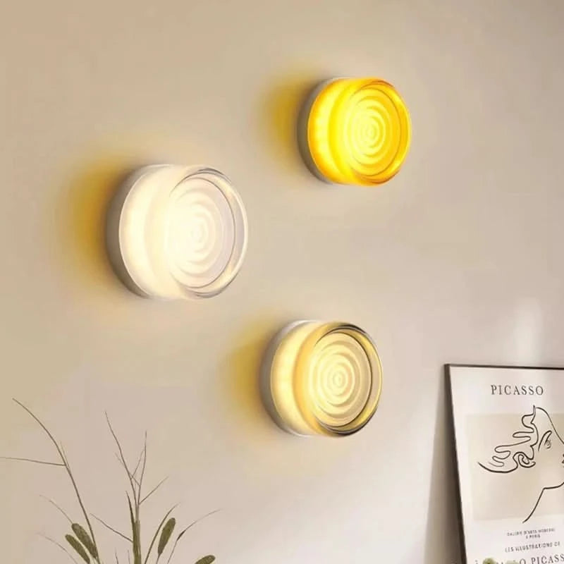 Nordic Simple Acrylic Wall Light - Loeske