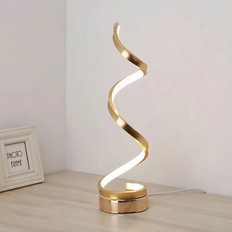 Nordic Simple Dimmable LED Reading Desk Lamp - Loeske