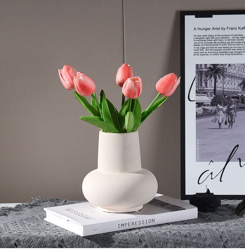 Ceramic Vase - Loeske